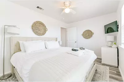 143 W Palm Street, Surfside Beach, TX 77541 - Photo 23