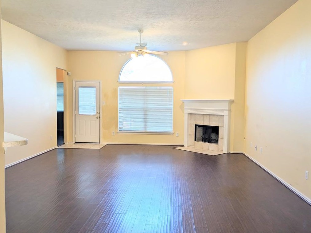 2410 Ligustrum Flower Dr, Spring TX  77388-5381 exterior