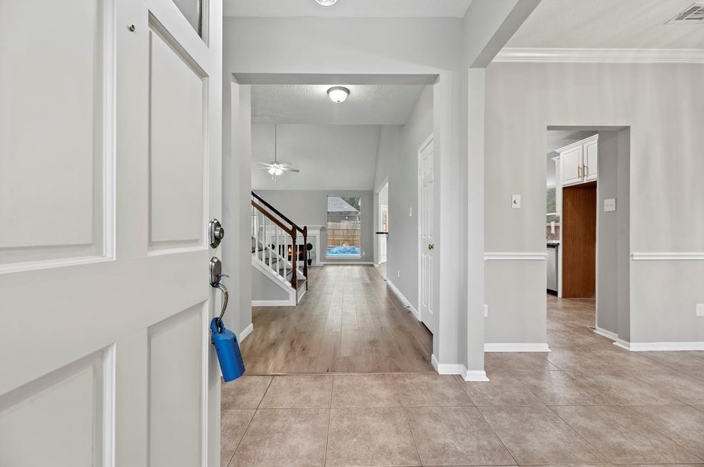 802 Legend Spring Dr, Katy TX  77494-3590 exterior