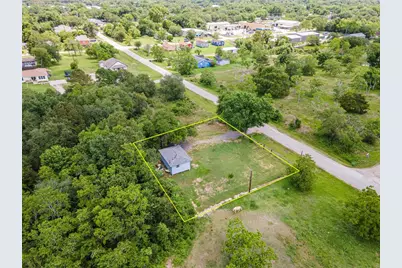 7230 Moore Street, Hitchcock, TX 77563 - Photo 3