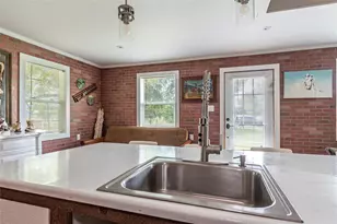 7230 Moore St, Hitchcock, TX 77563 - Photo 15