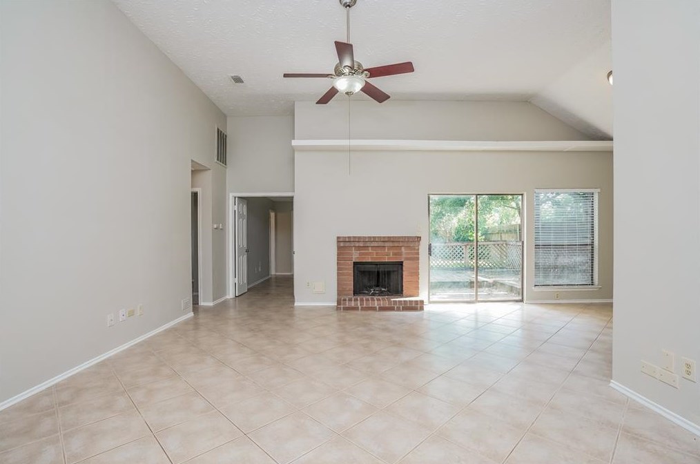 18423 Arbormont Dr, Cypress TX  77429-3436 exterior