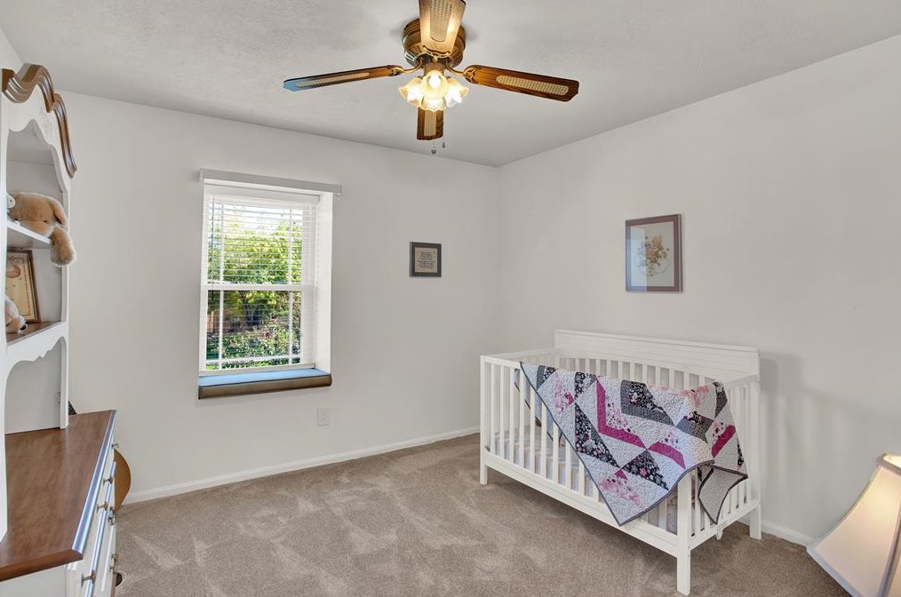 815 Lochnell Dr, Houston TX  77062-2610 exterior