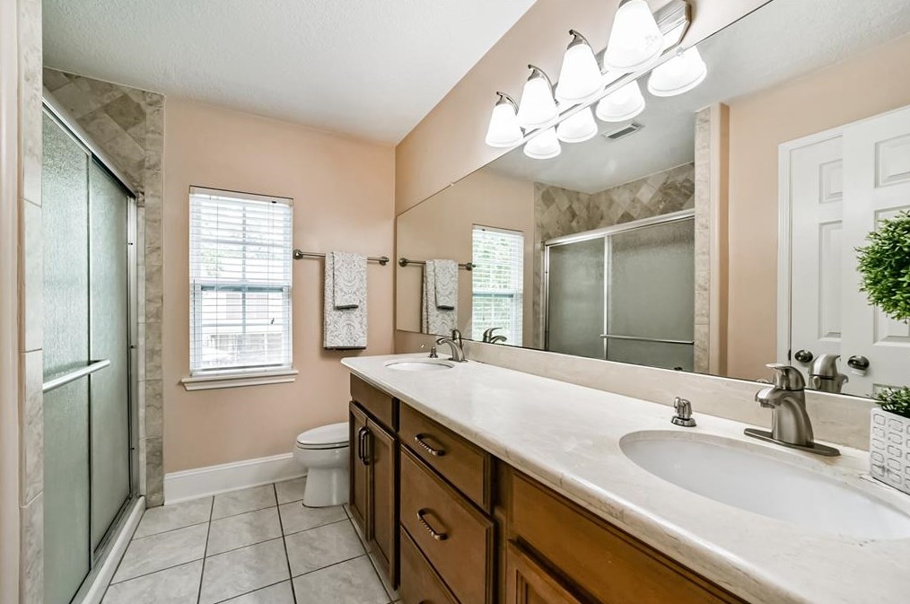 7411 Magnolia Shadows Ln, Houston TX  77095-4000 exterior