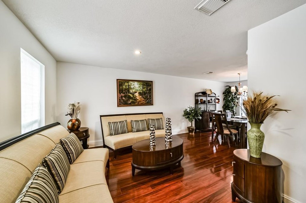 7411 Magnolia Shadows Ln, Houston TX  77095-4000 exterior