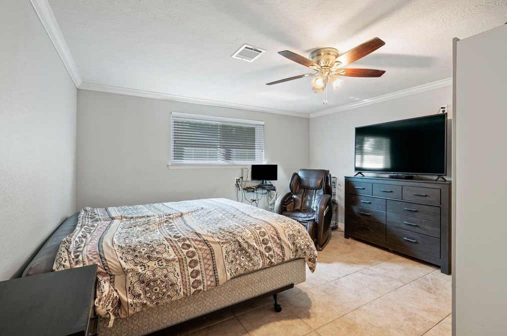 11035 Sageleaf Ln, Houston TX 77089-3913 exterior