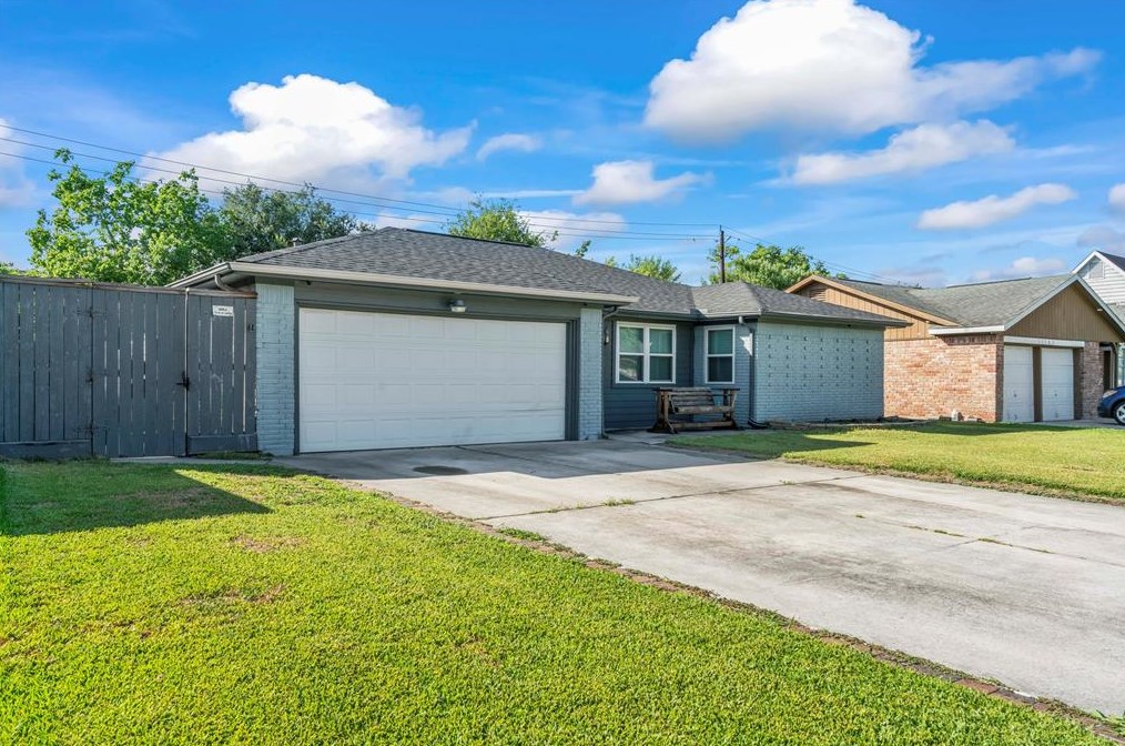 11035 Sageleaf Ln, Houston TX 77089-3913 exterior