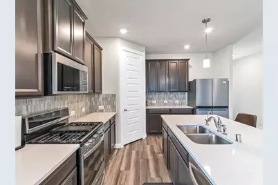 8919 Orchid Valley Way, Cypress, TX 77433 - Photo 9