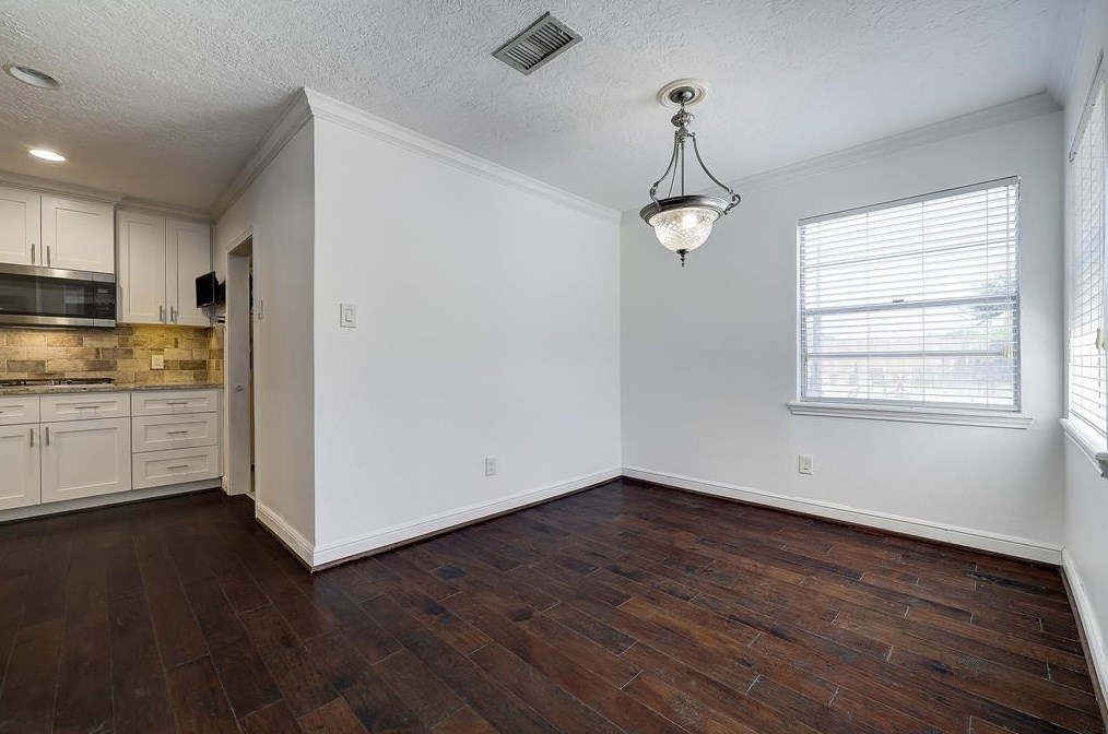 4706 Byu Vis Dr, Houston TX  77091-4504 exterior