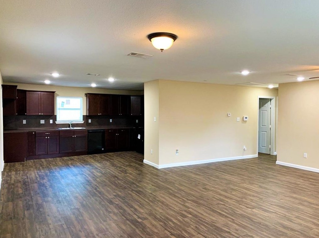 1907 Chew St, Houston TX  77020-4433 exterior