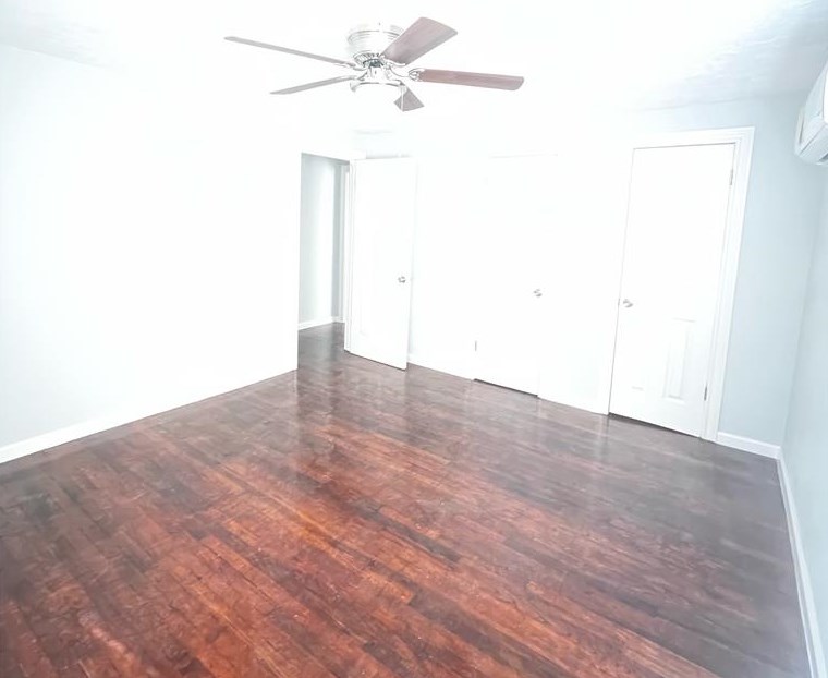 5404 Pease St, Houston TX  77023-2119 exterior