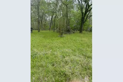 636 Center Street, Cleveland, TX 77327 - Photo 13