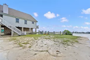 16703 Managua Way, Jamaica Beach, TX 77554 - Photo 7