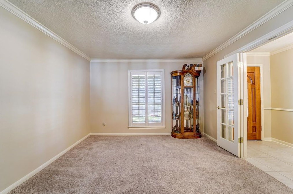 18102 Oakhampton Dr, Houston TX  77084-3261 exterior