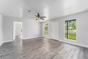 3517 Sparrow St, Houston, TX 77051 - Photo 3