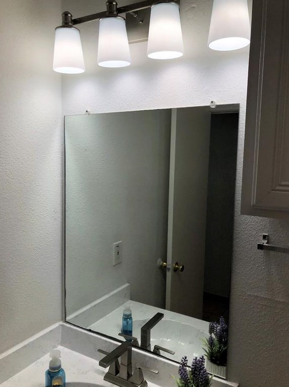 7926 Log Holw Dr, Houston TX  77040-1810 exterior
