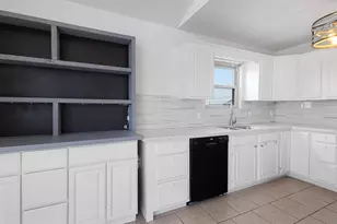 4014 Kent Dr, Galveston, TX 77554 - Photo 7