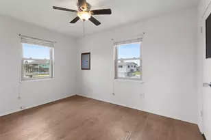 4014 Kent Dr, Galveston, TX 77554 - Photo 13