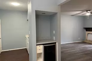 8100 Cambridge St, Houston, TX 77054 - Photo 7