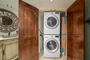 3525 Sage Rd, Houston, TX 77056 - Photo 11