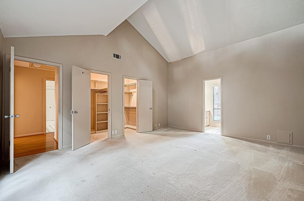 114 Quiet Wind Dr, Montgomery TX 77356-5949 exterior