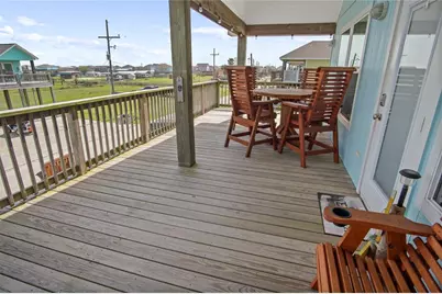 975 S Jack Road, Crystal Beach, TX 77650 - Photo 5