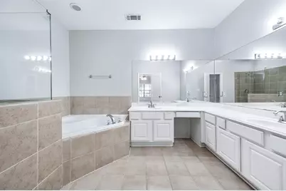 103 Capetown Circle, Conroe, TX 77356 - Photo 13