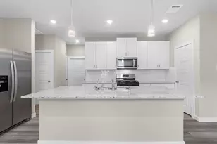 1749 Succotash Oak Ct, Conroe, TX 77304 - Photo 7