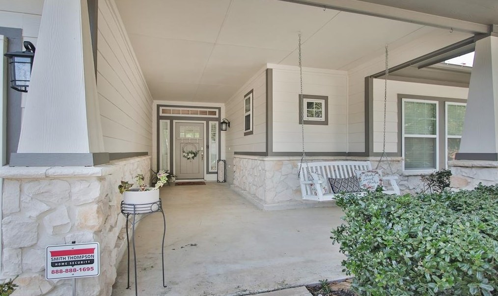 19423 Valiant Woods Dr, Spring TX  77379-3297 exterior
