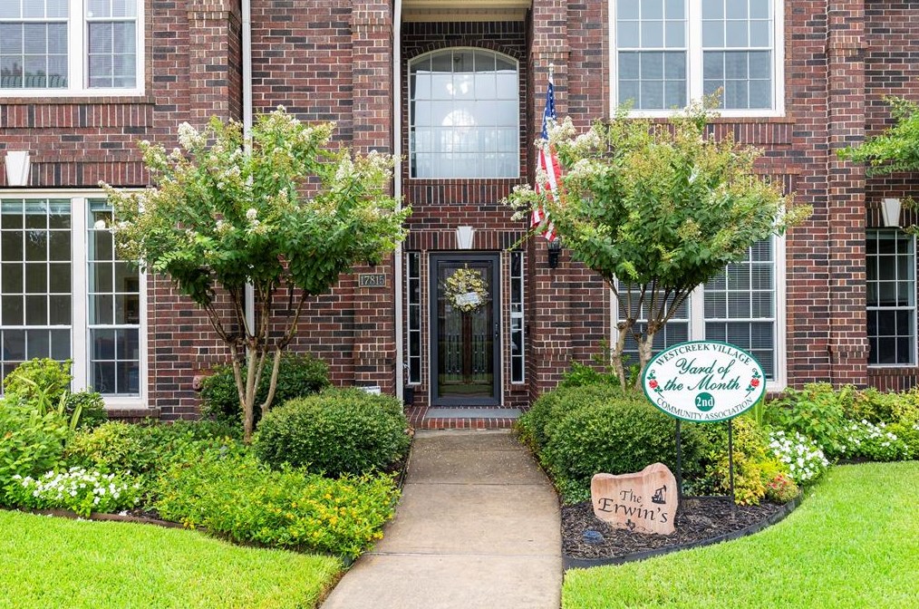 17815 Mossy Rdg Ln, Houston TX  77095-4422 exterior