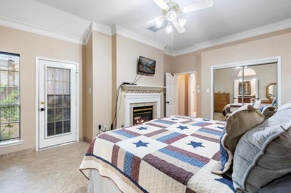 17815 Mossy Rdg Ln, Houston TX  77095-4422 exterior