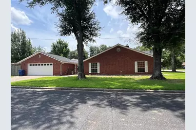 101 Willowbend Street, Huntsville, TX 77320 - Photo 3