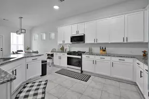 20142 Bushwick Falls Dr, Montgomery, TX 77316 - Photo 9