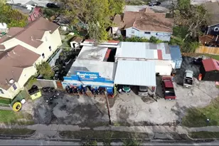 1702 Lockwood Dr Dr, Houston, TX 77020 - Photo 1