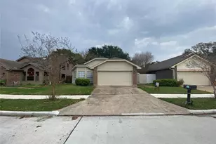 7315 Puerta Vallarta Dr, Houston, TX 77083 - Photo 21