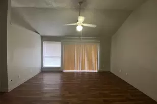 7315 Puerta Vallarta Dr, Houston, TX 77083 - Photo 11