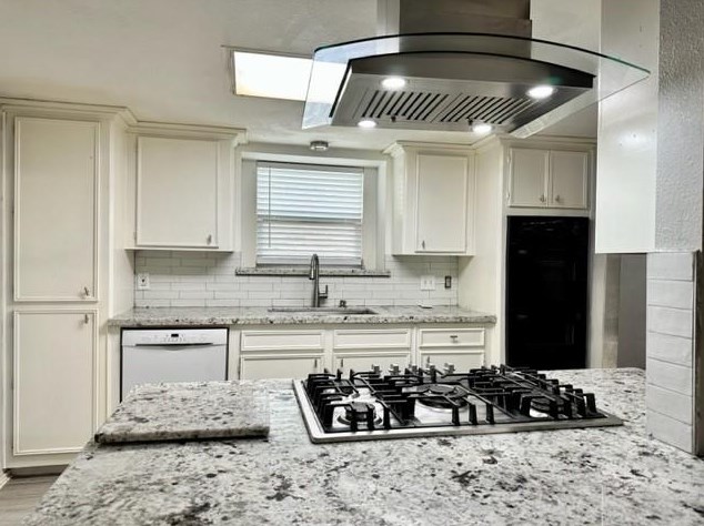128 Deerfoot Cir, Spring TX  77380-3917 exterior