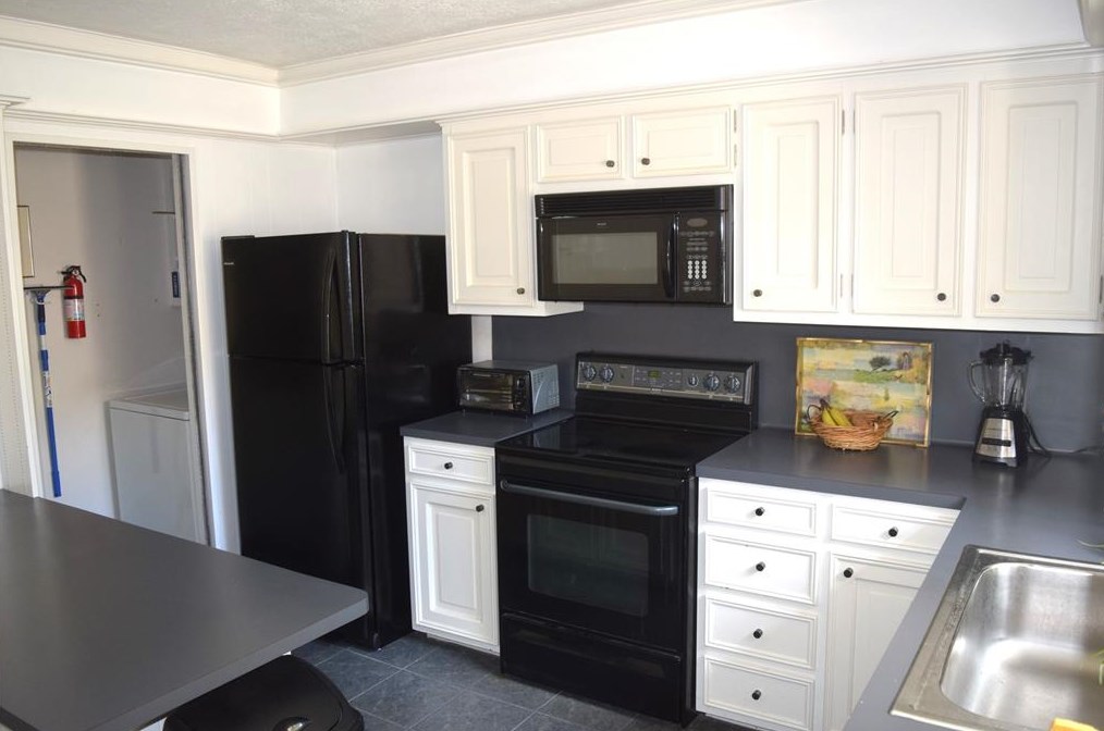 4738 Cashel Cir, Houston TX  77069-3502 exterior