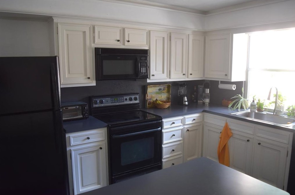 4738 Cashel Cir, Houston TX  77069-3502 exterior