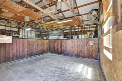 24677 Fm 2090 Road, Splendora, TX 77372 - Photo 39