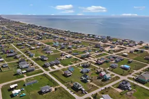 422 Jettyview Rd, Surfside Beach, TX 77541 - Photo 33