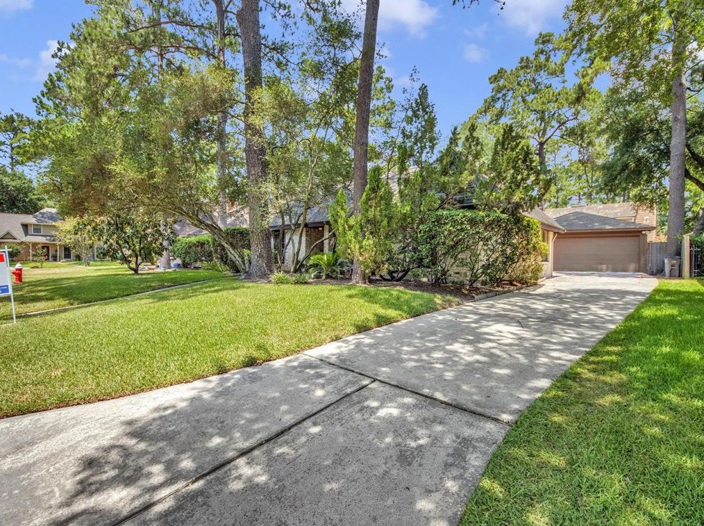 3638 Rolling Terrace Dr, Spring TX  77388-5066 exterior