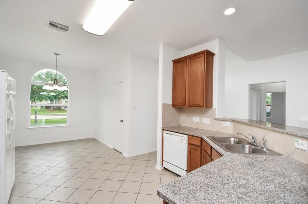 7215 Menlo Crk Ct, Richmond TX 77407-4984 exterior