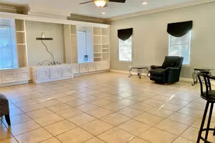 8303 Lanham Ln, Houston, TX 77075 - Photo 9