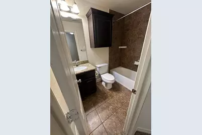 210 S Tesch Street, Bellville, TX 77418 - Photo 17