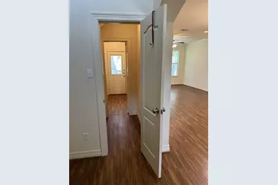 210 S Tesch Street, Bellville, TX 77418 - Photo 11