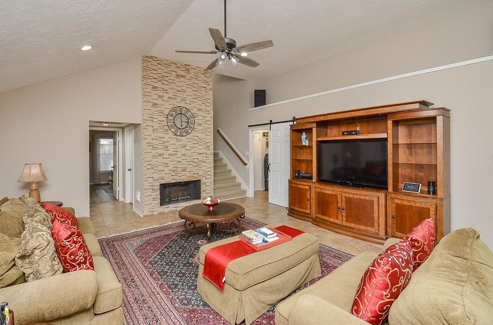 16239 Salida De Sol Dr, Houston TX exterior