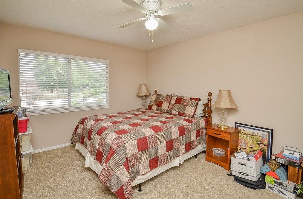 16239 Salida De Sol Dr, Houston TX exterior