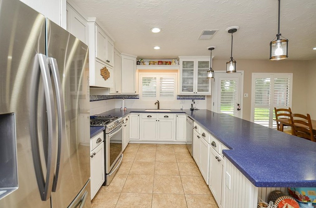 16239 Salida De Sol Dr, Houston TX exterior