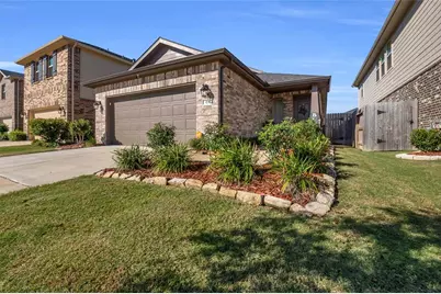 173 Lucky Manor Lane, La Porte, TX 77571 - Photo 1